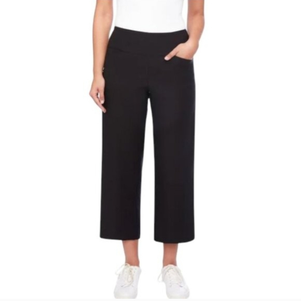 S.C.& Co. Pull On Wide Leg Pants Black  Women's Size Medium Cropped NWT